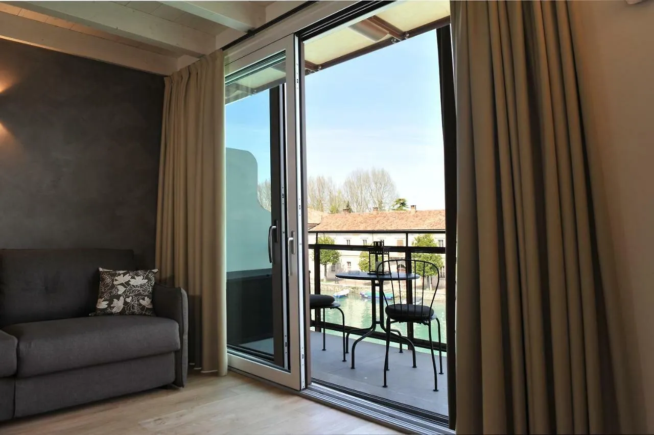 Apartment Voltoni Luxury Home Peschiera del Garda