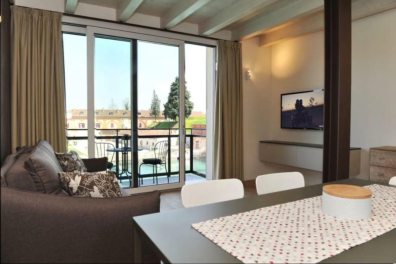 Apartment Voltoni Luxury Home Peschiera del Garda